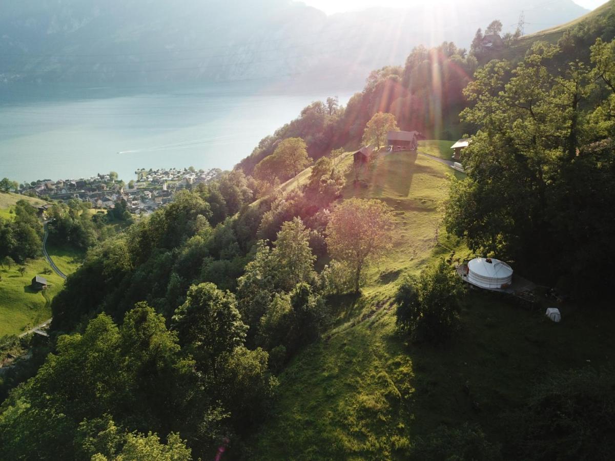 Hotel Panorama Jurte Ueber Dem Uri-See A Sisikon Zewnętrze zdjęcie