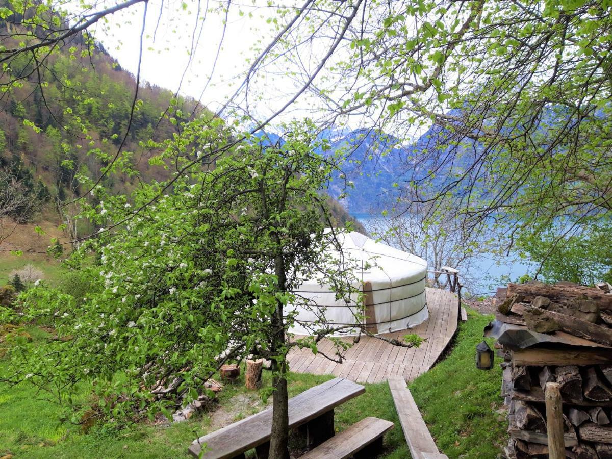 Panorama Jurte Ueber Dem Uri-See A Sisikon Zewnętrze zdjęcie
