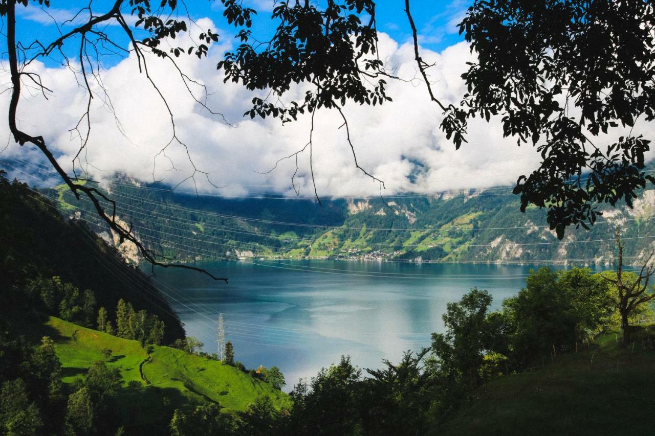 Hotel Panorama Jurte Ueber Dem Uri-See A Sisikon Zewnętrze zdjęcie